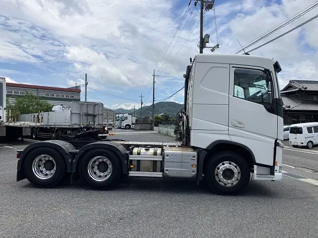 ボルボ FH トラクター 2DG-KA4TB1(6x4)の写真7