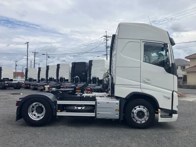 ボルボ FH トラクター 2KG-4K2TEA1の写真8