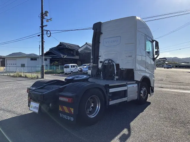 ボルボ FH トラクター 2KG-4K2TDA1(2WD)の写真4