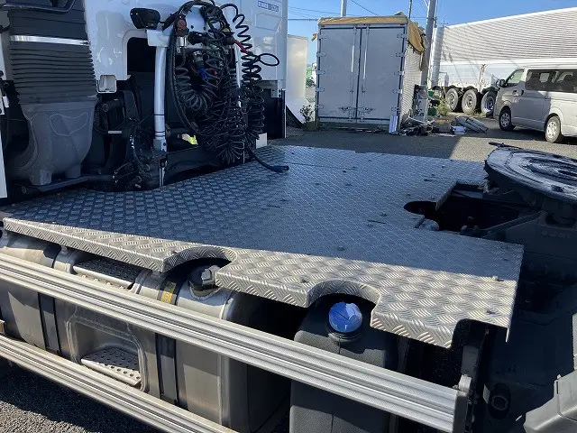 ボルボ FH トラクター 2KG-4K2TDA1(2WD)の写真12