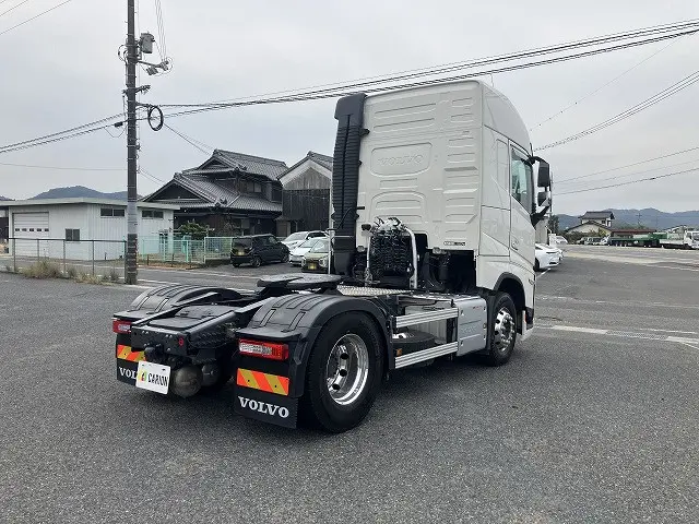 ボルボ FH トラクター 2KG-4k2TEA1(2WD)の写真4