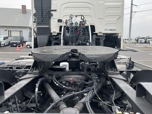 ボルボ FH トラクター 2KG-4k2TEA1(2WD)の写真9