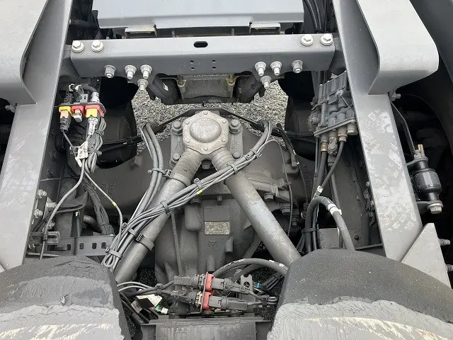 ボルボ FH トラクター 2KG-4k2TEA1(2WD)の写真12
