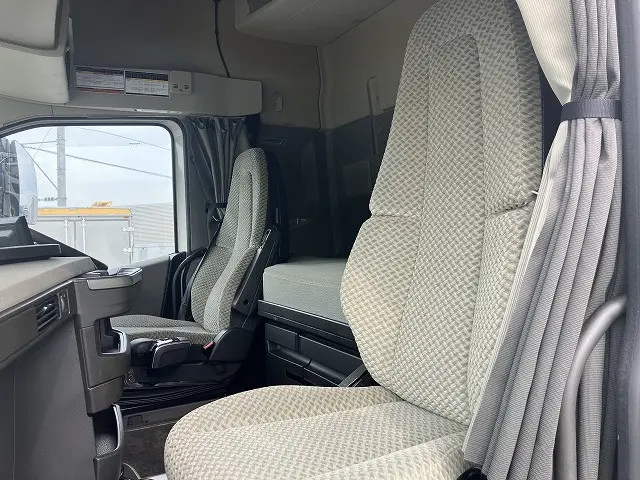 ボルボ FH トラクター 2KG-4k2TEA1(2WD)の写真24