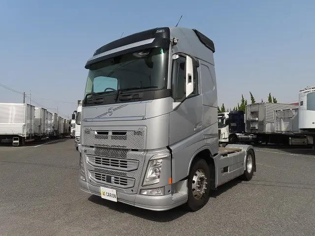 ボルボ FH トラクター 2DG-KA2TDA2(2WD)の写真1