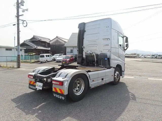 ボルボ FH トラクター 2DG-KA2TDA2(2WD)の写真4