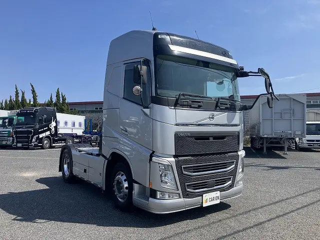 ボルボ FH トラクター 2DG-KA2TDA2(2WD)の写真2