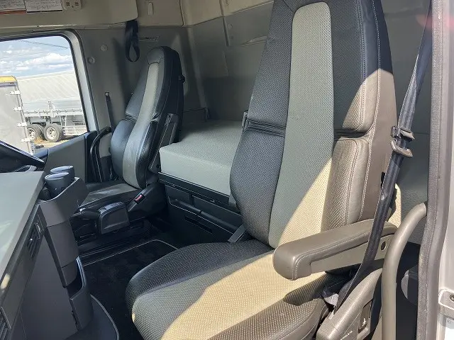 ボルボ FH トラクター 2DG-KA2TDA2(2WD)の写真22
