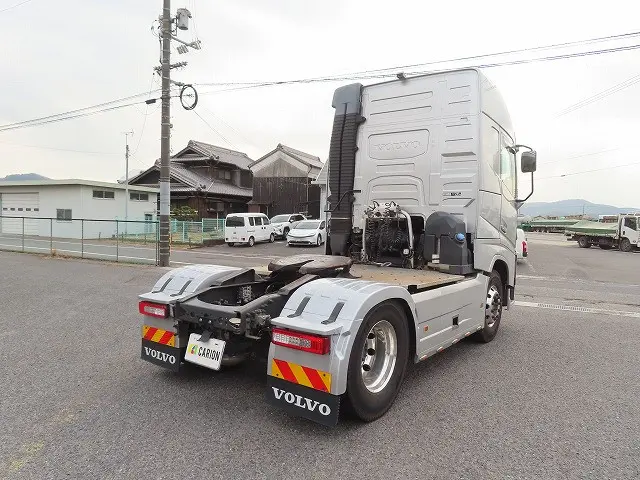 ボルボ FH トラクター 2DG-KA2TDA2(2WD)の写真4