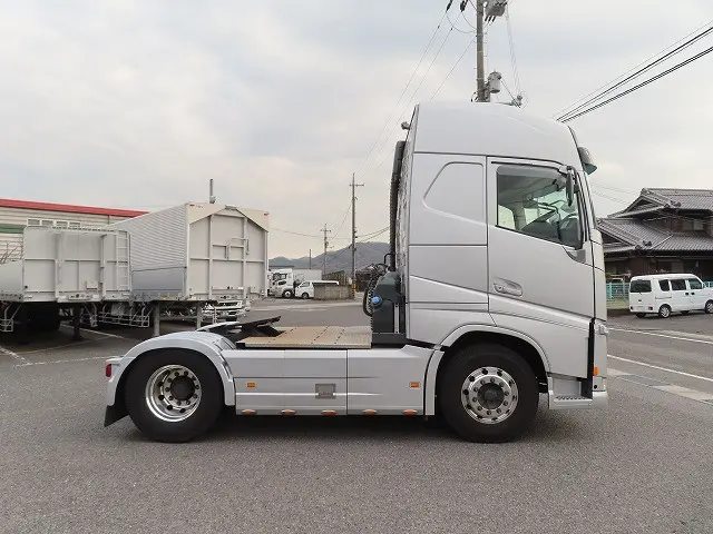 ボルボ FH トラクター 2DG-KA2TDA2(2WD)の写真8