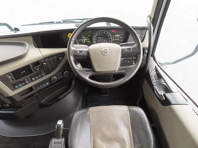 ボルボ FH トラクター 2DG-KA2TDA2(2WD)の写真21