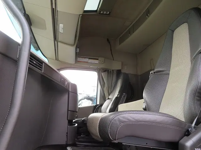 ボルボ FH トラクター 2DG-KA2TDA2(2WD)の写真23