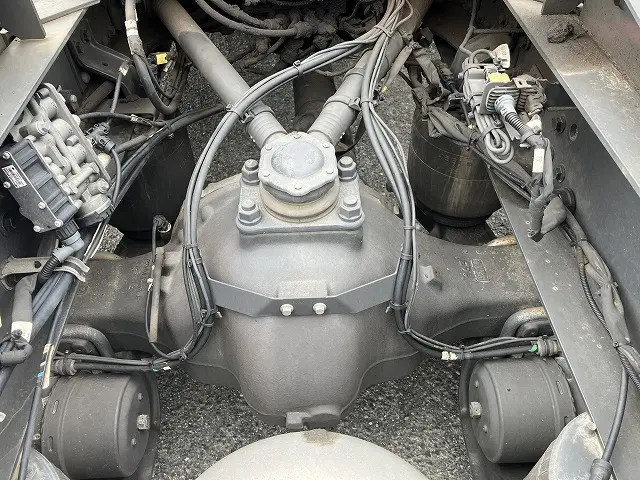 ボルボ FM トラクター 2DG-KA2TDA2の写真17