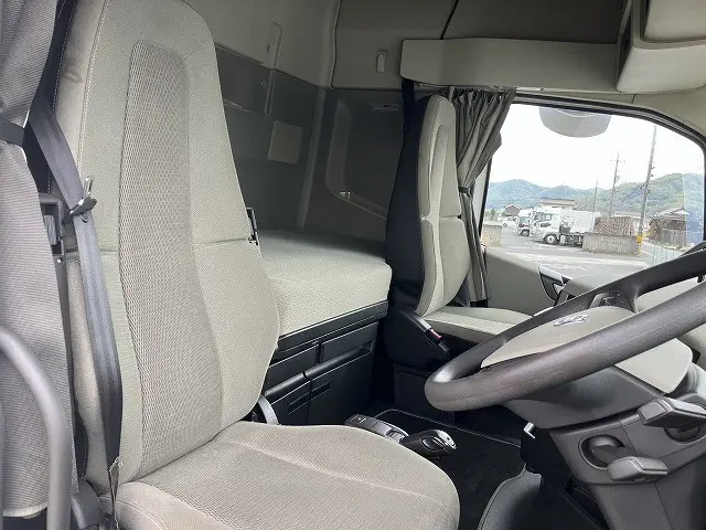 ボルボ FM トラクター 2DG-KA2TDA2の写真22