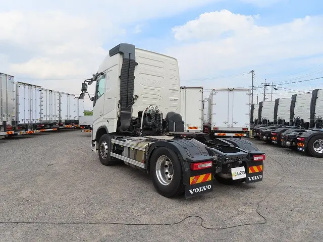 ボルボ FH トラクター 2DG-KA2TDA2(2WD)の写真4