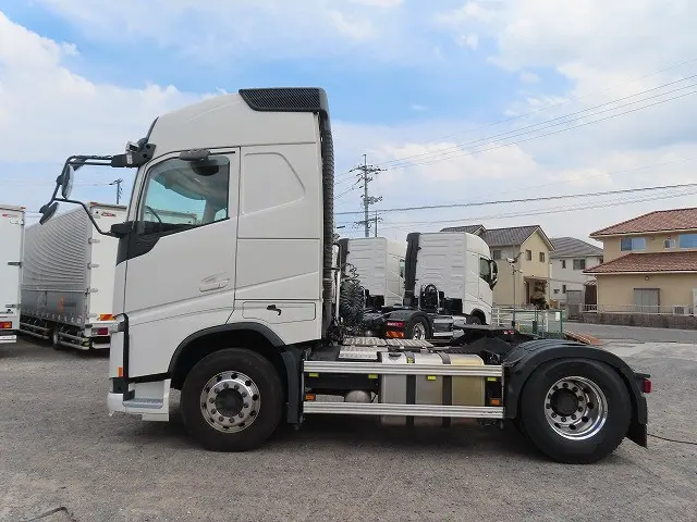 ボルボ FH トラクター 2DG-KA2TDA2(2WD)の写真7