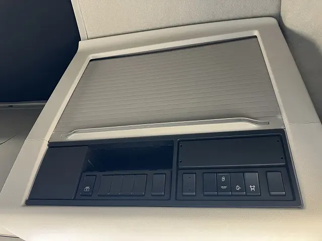 ボルボ FH トラクター 2KG-4K2TEA1(2WD)の写真24