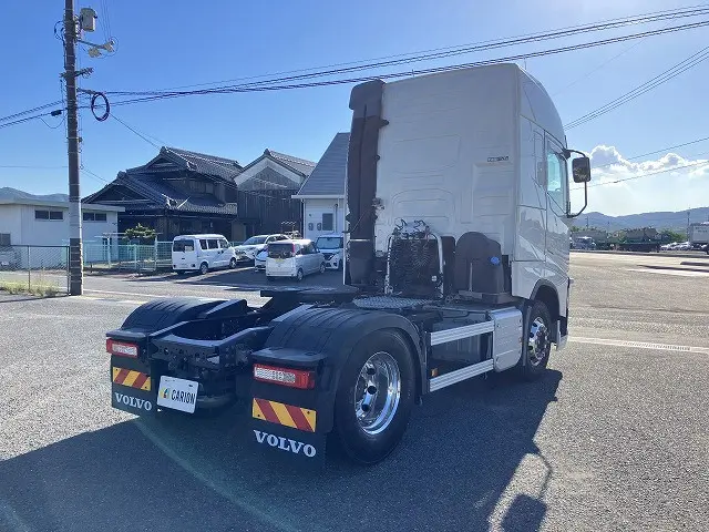 ボルボ FH トラクター 2DG-KA2TEA2(2WD)の写真4