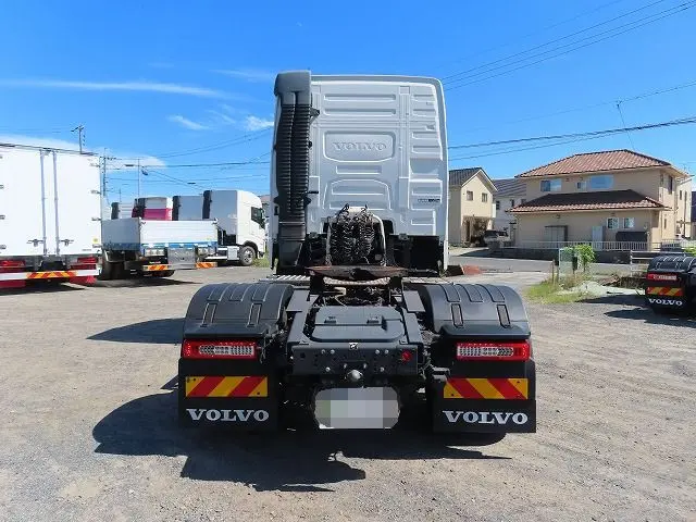 ボルボ FH トラクター 2PG-4S2TEA1(2WD)の写真6