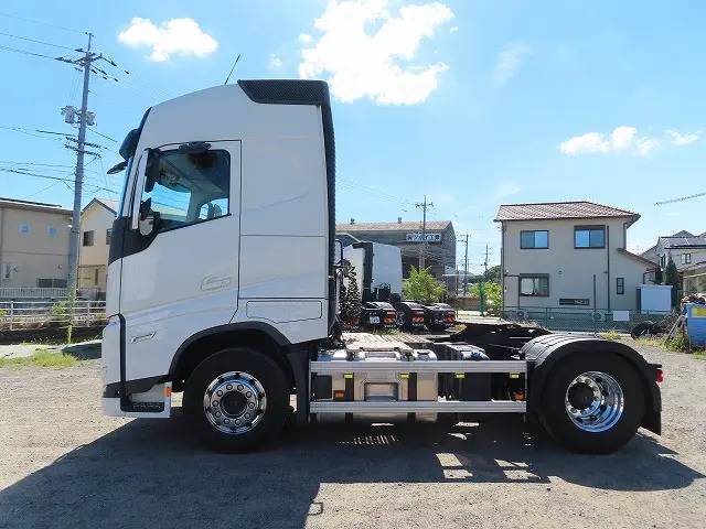 ボルボ FH トラクター 2PG-4S2TEA1(2WD)の写真7