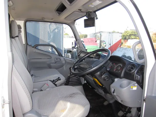日野 デュトロ TKG-XZU605M(2WD)の写真4