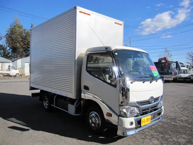 日野 デュトロ TKG-XZU605M(2WD)の写真9