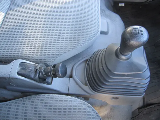 日野 デュトロ TKG-XZU640M(2WD)の写真5