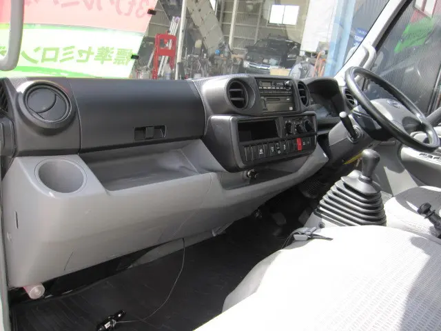 日野 デュトロ TKG-XZU640M(2WD)の写真28