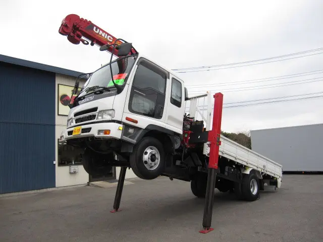 いすゞ フォワード PB-FRR35H3(2WD)の写真3