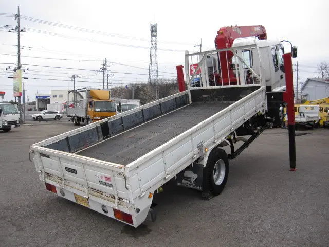 いすゞ フォワード PB-FRR35H3(2WD)の写真4