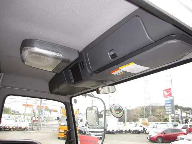 いすゞ フォワード PB-FRR35H3(2WD)の写真35
