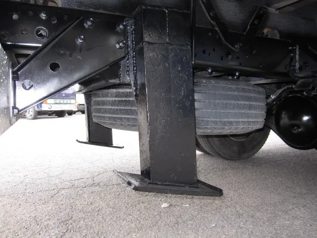 いすゞ フォワード PB-FRR35H3(2WD)の写真48