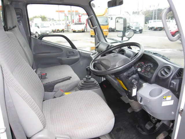 トヨタ ダイナ QDF-KDY231(2WD)の写真5