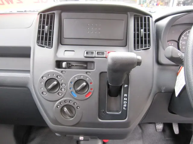 トヨタ タウンエースバン 5BF-S403M(2WD)の写真21