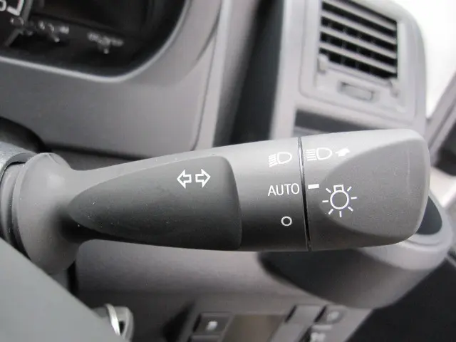 トヨタ タウンエースバン 5BF-S403M(2WD)の写真24