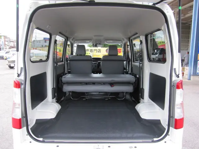 トヨタ タウンエースバン 5BF-S403M(2WD)の写真34