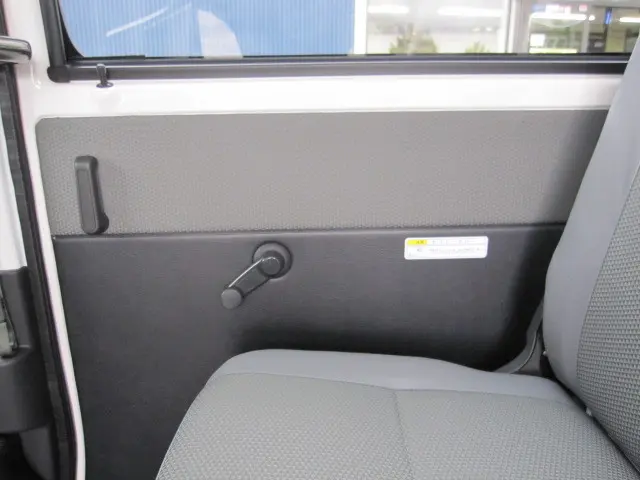 トヨタ タウンエースバン 5BF-S403M(2WD)の写真39