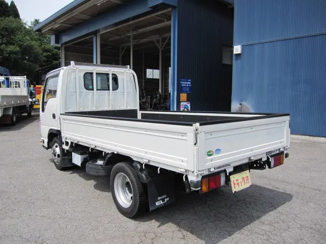 いすゞ エルフ TKG-NHR85A(2WD)の写真12