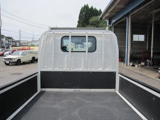 いすゞ エルフ TKG-NHR85A(2WD)の写真17