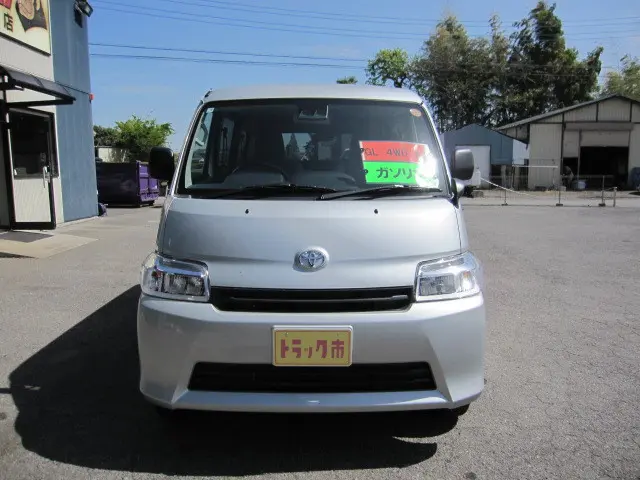 トヨタ タウンエースバン 5BF-S413M(4WD)の写真13