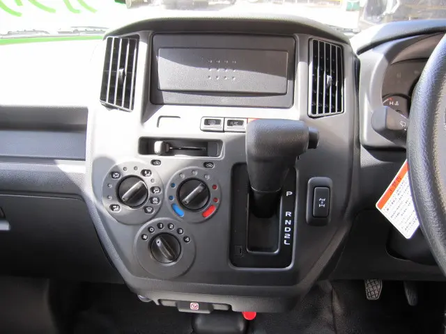 トヨタ タウンエースバン 5BF-S413M(4WD)の写真21