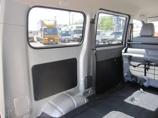トヨタ タウンエースバン 5BF-S413M(4WD)の写真33