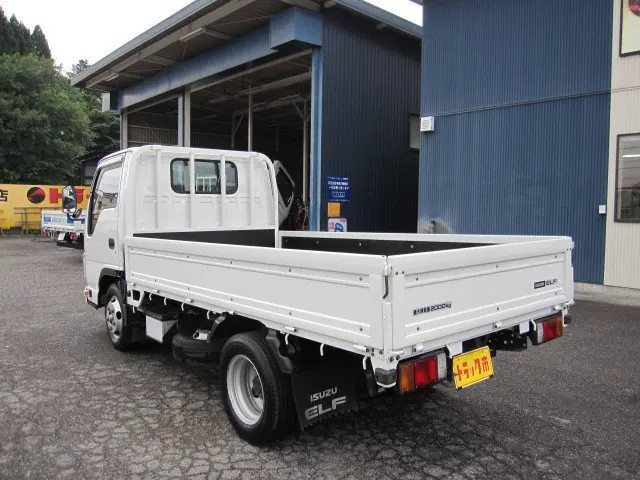いすゞ エルフ TRG-NJR85A(2WD)の写真12