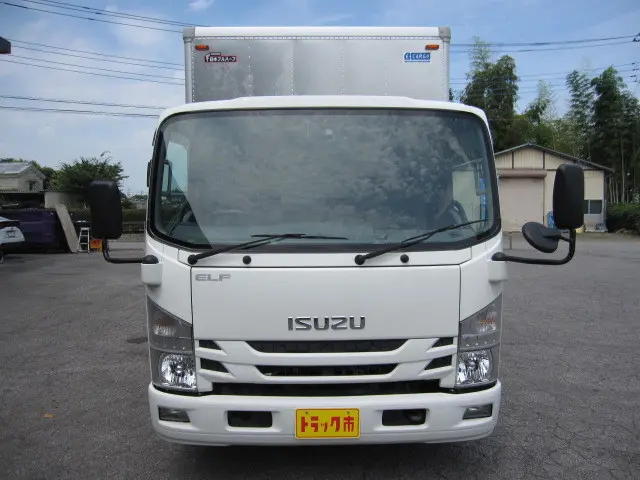 いすゞ エルフ TRG-NPR85AN(2WD)の写真13