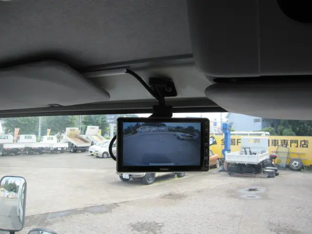いすゞ エルフ TRG-NPR85AN(2WD)の写真21