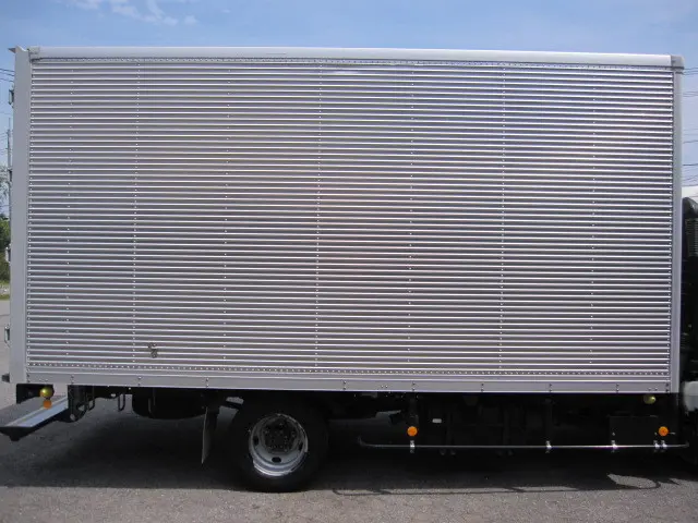 いすゞ エルフ TRG-NPR85AN(2WD)の写真29