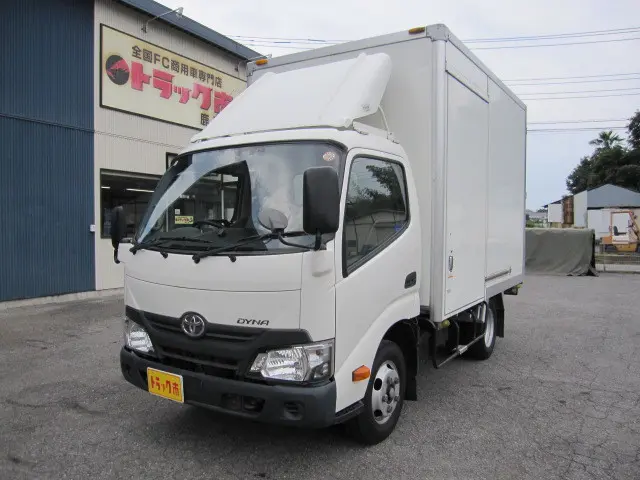 トヨタ ダイナ TKG-XZC605(2WD)の写真1