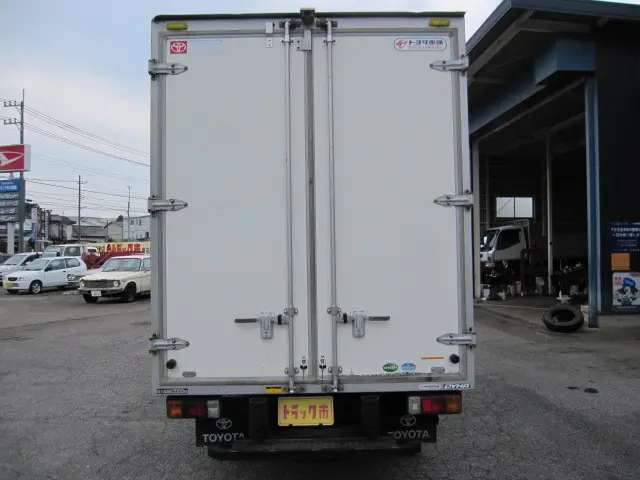 トヨタ ダイナ TKG-XZC605(2WD)の写真3