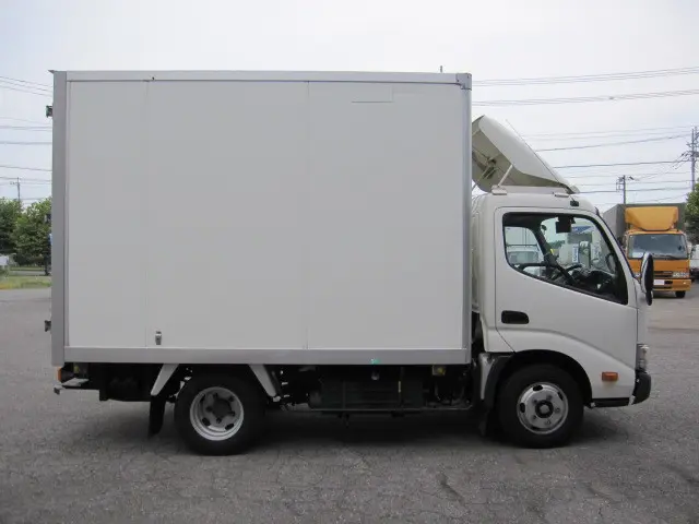 トヨタ ダイナ TKG-XZC605(2WD)の写真10
