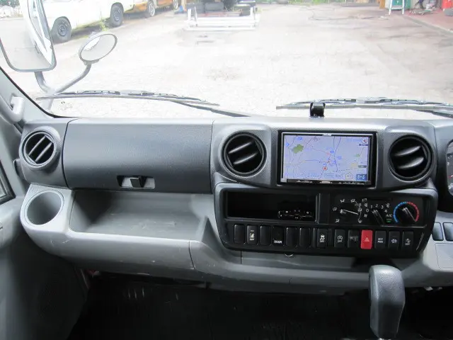 トヨタ ダイナ TKG-XZC605(2WD)の写真18
